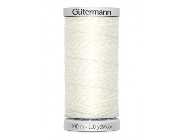 Supersterk garen van Gutermann.  Off white  111  100  mtr