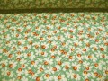 Quiltkatoen Benartex Minibloem met groen, rood en geel 1008q