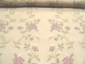 Quiltkatoen Creme met paarse bloemen 1014q