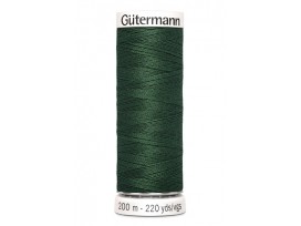 Gutermann garen dponkergroen 200 mtr.  Kleurnummer 555