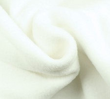 Extra dikke offwhite superzachte polar fleece.  100% polyester/anti pilling  1,50 mtr breed  270 gr/m2