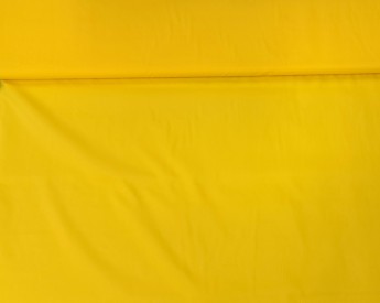 Taslan kanariegeel  Praktisch winddicht en waterdicht, 100% nylon  1.45 mtr breed  60 gram/m2