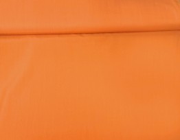 Taslan oranje  Praktisch winddicht en waterdicht,  100% nylon  1.45 mtr breed  115 gram/m2