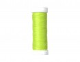 Synka naaigaren. Lime groen. 200 mtr. 100 % polyester allesnaaigaren.