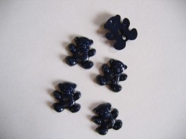 Donkerblauwe kunststof berenknoop. 15 mm. doorsnee