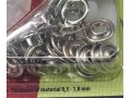 Babydrukkers. Zilverkleurige inslag drukknopen met werktuig. Een open rondje. 15 stuks per pakje Let op: 1 maat groter 11 mm. 