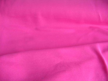 Mooie kwaliteit pinkkleurige joggingstof. 80%co./20%pe 1.50 mtr.br. 245 gram/m2