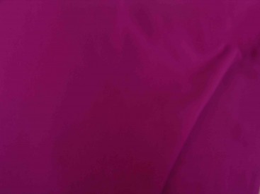 Fuchsia kleurige joggingstof. Deze sweatstof is ook een heel geschikte stof voor huispakken.  80%co/20%pe  1.50 mtr.br.  245 gra