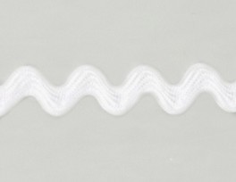 Zigzagband wit  Breedte ongeveer 12 mm. (Gemeten aan de buitenkant van de boogjes)  De golf is ongeveer 5 mm breed.  