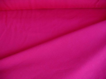 Tricot pink, een mooie kwaliteit jersey van de firma Nooteboom.  92% katoen/8% elastan  1,60 meter breed  240 gram p/m²