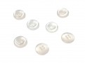Knoop 4gaats offwhite iets doorschijnend 10mm  1163