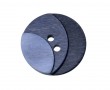 Kunststof knoop met 2 gaten  Drie kleuren donkerblauw in drie laagjes.  Doorsnee ongeveer 18 mm  Knopen worden per stuk verkocht
