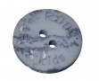 Roos Bizzkids kunststof knoop met de woorden Roos en Bizz Kids  Jeansblauw/grijs gevlekt  2 gaats  Doorsnee ongeveer 20 mm.