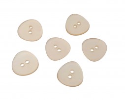 Plastic driehoek knoop zand/transparant  19mm