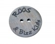 Houten knoop met de woorden Bizzkids & Roos  Smoked oudblauw  2 gaten  Doorsnee ongeveer 20 mm