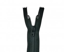 Zwarte rokrits  18 cm lang.