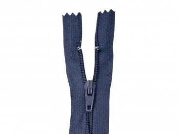 Rokrits  Donkerblauw  22 cm lang.