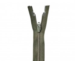 Rokrits Legergroen 20 cm  OP is OP