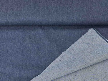 Een mooie donkerblauwe stretch jeans.  48% katoen, 48% polyester,  4% elastan  1,40 mtr breed  280 gram p/m2