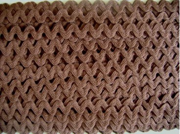 Zigzagband Chocoladebruin 12mm.