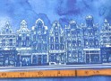 Delfts blauwe stof, blauw gevlekte katoen met aan beide zelfkanten een huisjes rij.  100% katoen  1.50 mtr.br.  123 gr/m²