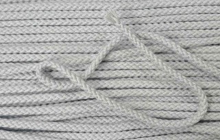Koord lichtgrijs  Doorsnee circa 6 mm  Katoen/polyester (zonder ziel)