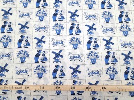 Delfts blauwe stof Kusjes  130cm