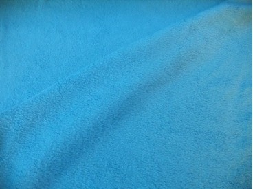 Aquakleurige anti pilling polar fleece. 100% polyester 1.50 mtr.br.