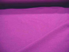 Tricot middenpaars, een mooie kwaliteit jersey van de firma Nooteboom.  92% katoen/8% elastan  1,60 meter breed  240 gram p/m²