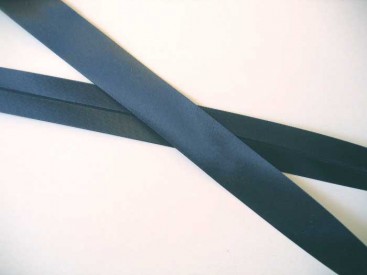 Satijnbiaisband Donkerblauw 2cm. 210