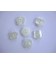 Kunststof knoop met parelmoer look. doorsnee 18 mm.