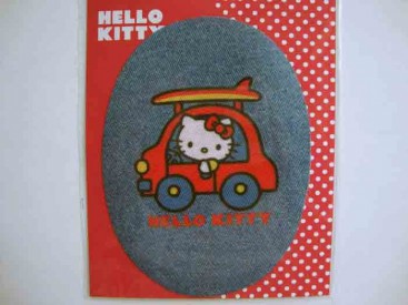 Hello Kitty ovaal jeans In rode auto