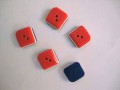 Hollandse knoop Rood/wit/blauw vierkant 15mm. hk143