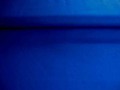 Een effen blauwe katoen die past bij de blauwe boerenbont ruiten, stippen en combi stoffen.  100% katoen  1.45 meter breed.