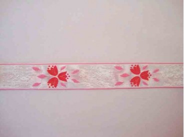 Sierband Wit met rood/roze bloem en randje   O-847