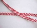 Paspelband. Rode boerenbont ruit.  12 mm breed  Polyester/katoen