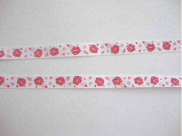 Ripsband Wit met rode lippen en hartjes 10mm. 052-66K