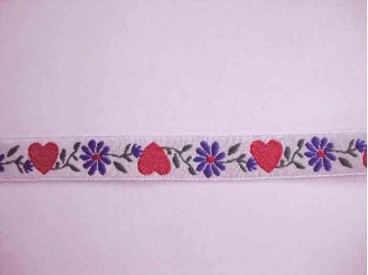 Sierband hartjes Wit met rood hart en blauwe bloem 18mm