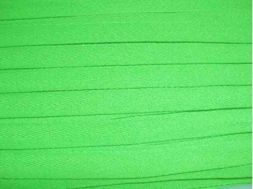 Lime kleurig keperband van 14 mm. breed. 100% polyester