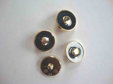 Een kunststof Donkerblauw/gouden damesknoop met een doorsnee van 19 mm.