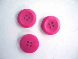 Kunststof knoop 4-gaats Pink 20mm. 475-S6