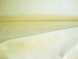 Cotton voile, een dunne, soepele ecru katoen.  100% katoen  1.40 meter breed  70gr./m2