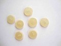 Kunststof knoop dubbel Creme 17.5mm. 603-S16