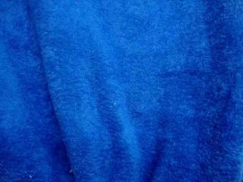 Wellness fleece kobalt. Zeer zachte en soepele knuffelfleece.  100% polyester  1.50 mtr breed  260 gram/m2