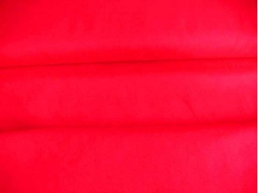 Rode canvas. 100% katoen 1.45 mtr.br.  100% katoen  1.45 mtr.br.  240 gr/m2.