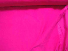 Babyrib pink kleurig. Soepelvallende effen babyrib corduroy. 100% katoen 1.45 meter. breed 145 gr/m2 21 Wales