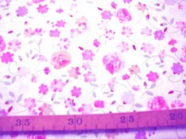 Katoen Offwhite met roze/paarse bloem 285-W
