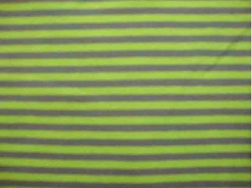 Een 2 kleurige streep tricot, lime/grijs Rekt zowel in de breedte als in de lengte. De streepjes zijn 5 mm. breed 95%co/5%el. 1,