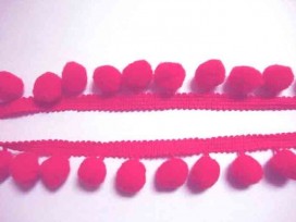 Helderrood pom pom sierband, oekotex. De bolletjes hebben een doorsnee van 10 mm.